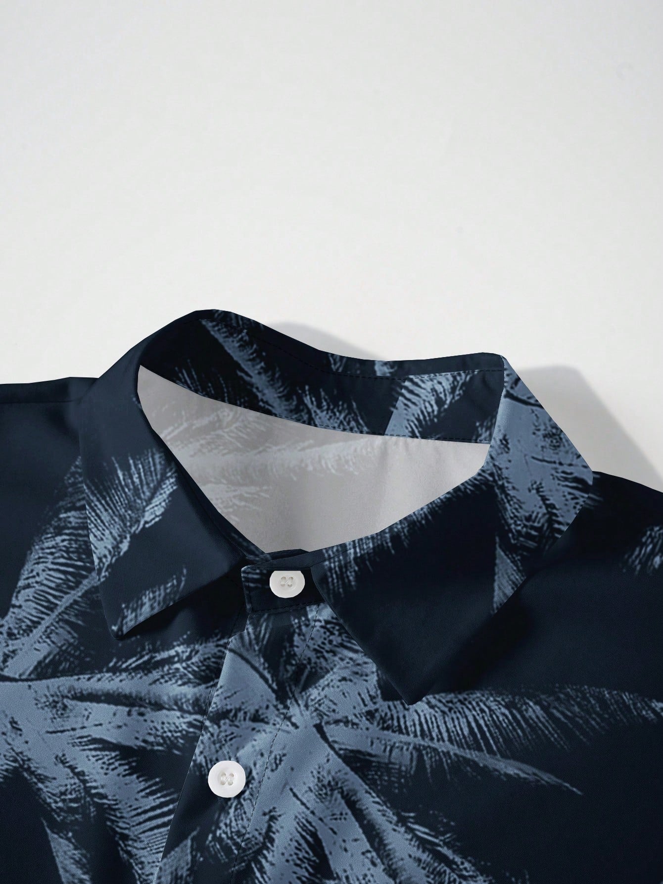 Manfinity Dauomo Men'S Plant Print Short Sleeve Shirt