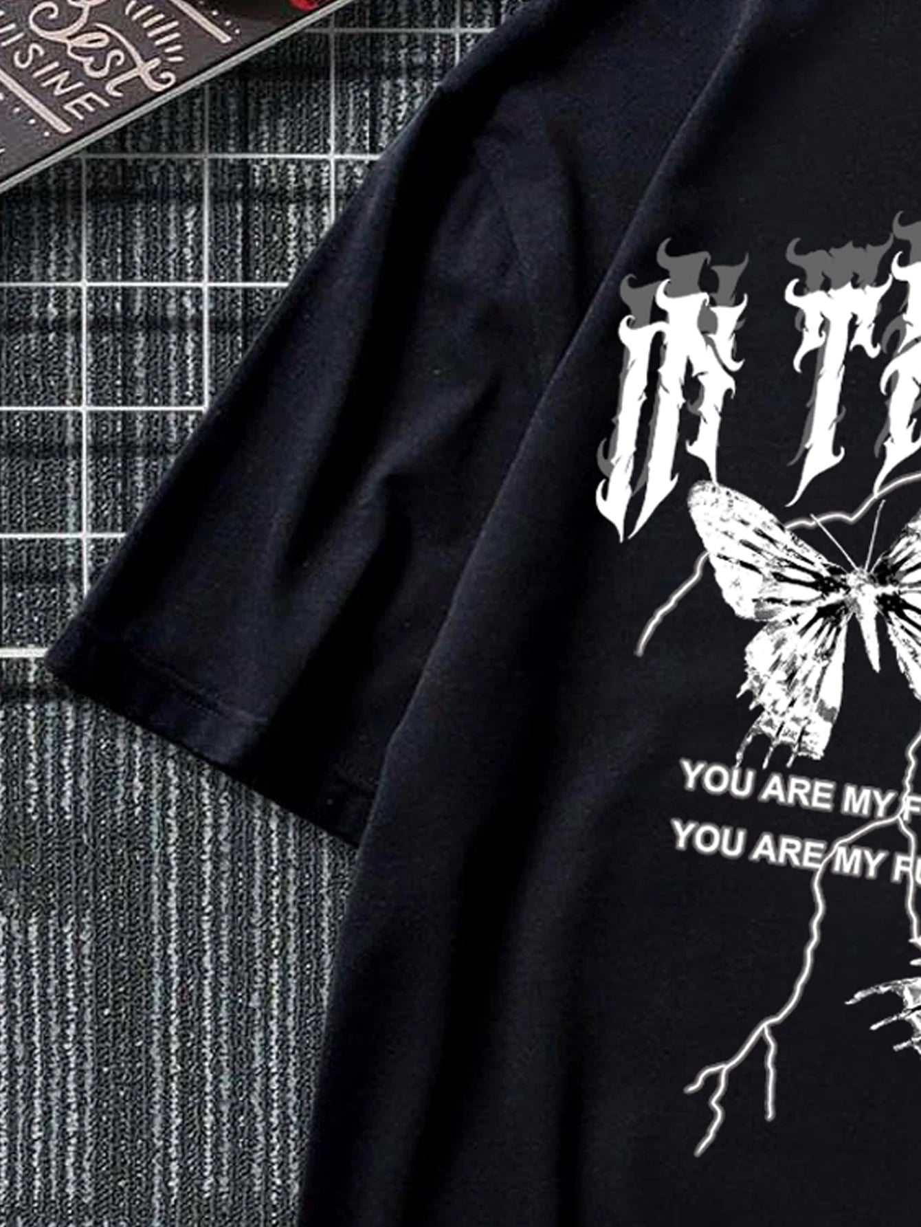 Manfinity EMRG Men T-Shirts Fit Crew Neck Short Sleeve Graphic Tee Butterfly Street Summer Polyester