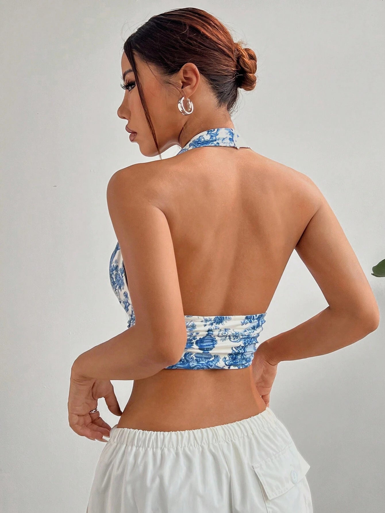 Ezwear Ladies' Summer Palace Floral Print Halter Crop Top