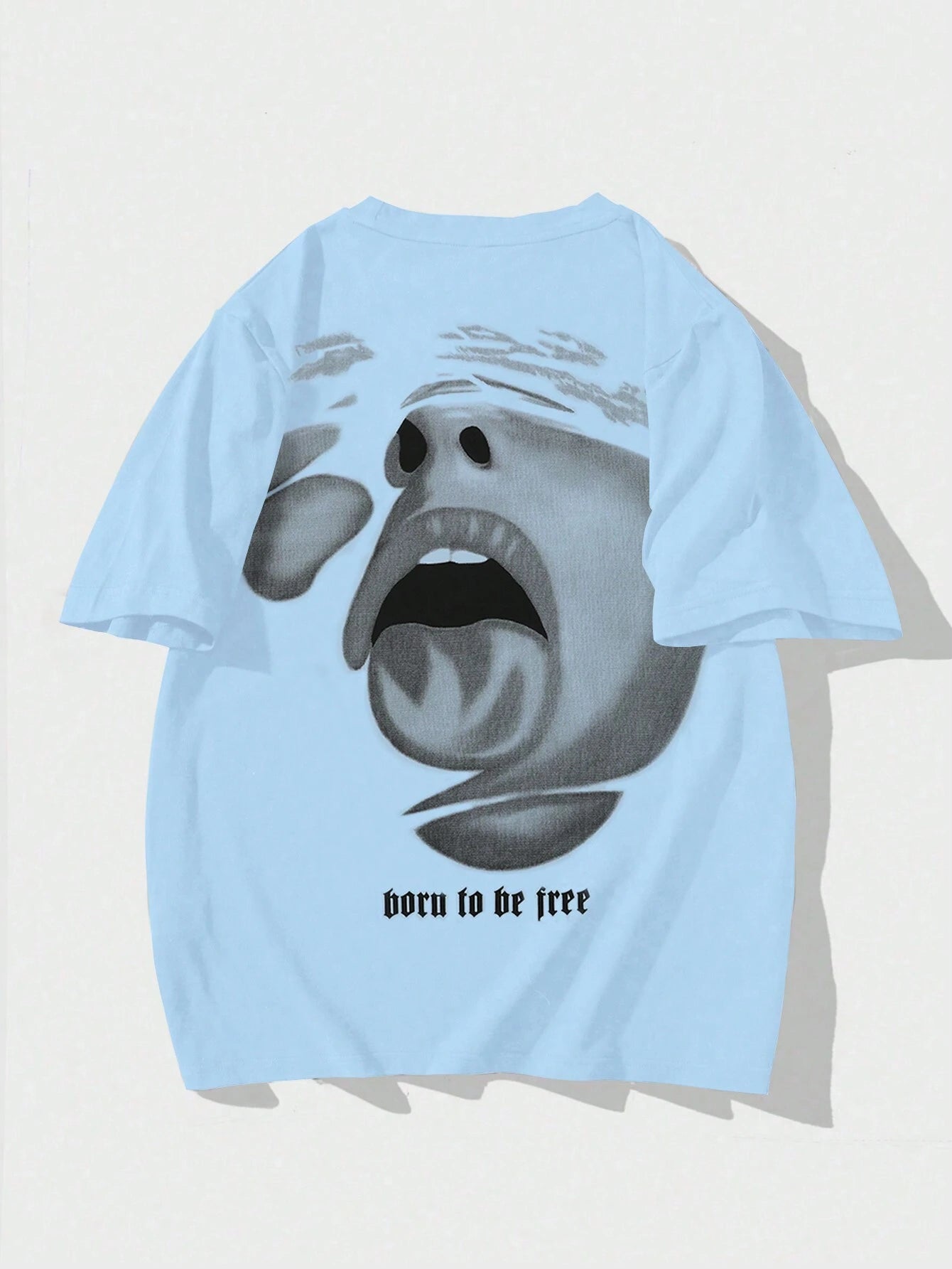 Manfinity EMRG Men Loose Fit Short Sleeve T-Shirt with Character Graphic Print, Street Wear, Boyfriend Gift