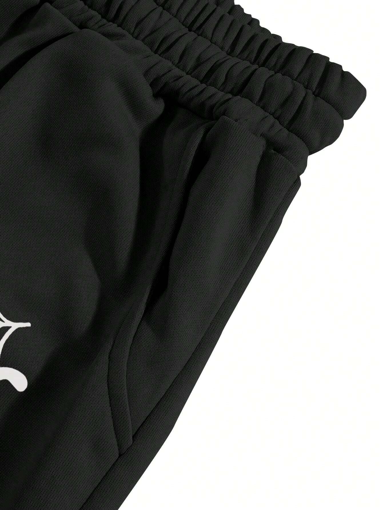 Manfinity EMRG Men'S Casual Spider Web & Letter Printed Sweatpants with Drawstring Waist and Slant Pockets, Halloween Graphic Going Out Long Baggy Sweatpants, for Husband, Boyfriend Gifts, for Rave