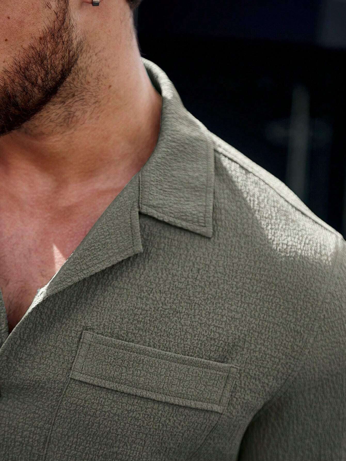 Manfinity Casualcool Men Solid Button up Pocket Patched Shirt