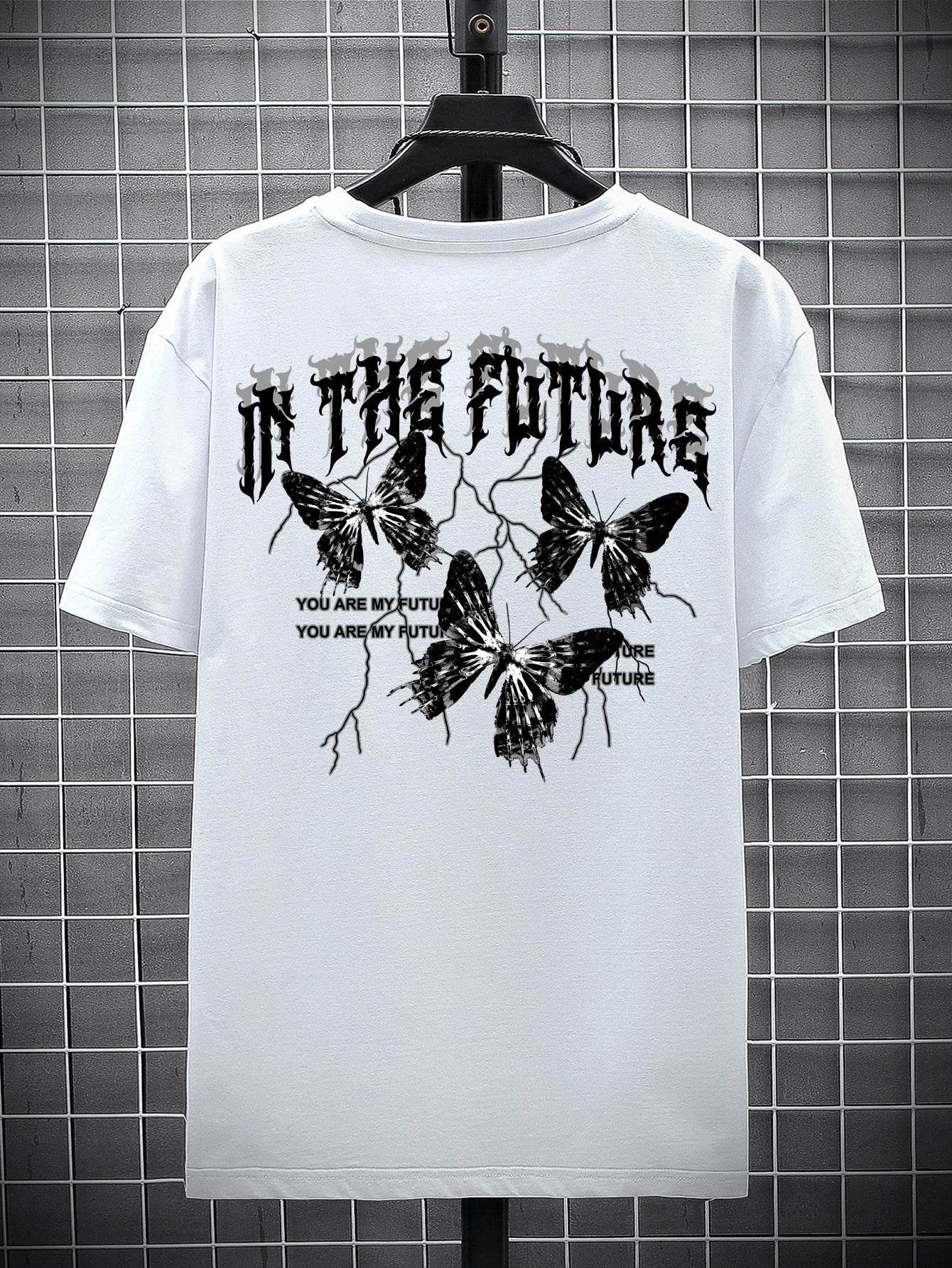Manfinity EMRG Men T-Shirts Fit Crew Neck Short Sleeve Graphic Tee Butterfly Street Summer Polyester