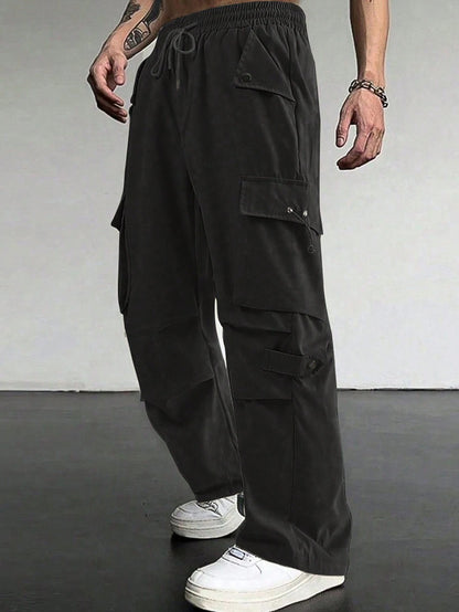 Manfinity Hypemode Loose Fit Solid Colored Cargo Pants for Men