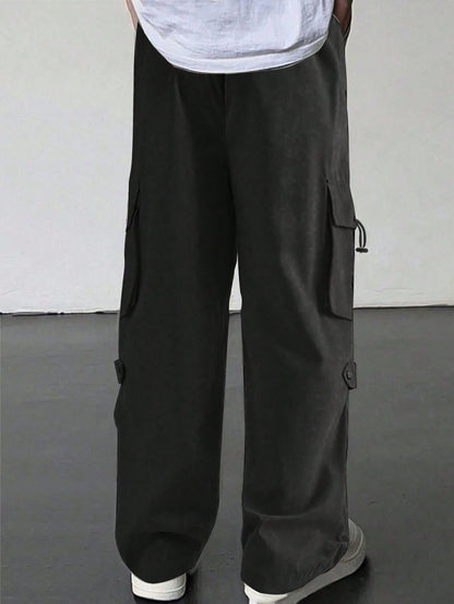 Manfinity Hypemode Loose Fit Solid Colored Cargo Pants for Men